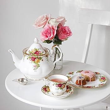   カトラリー Old Country Roses 10客 Amazon.com | Royal Albert Old Country Roses Spoon Set of 4